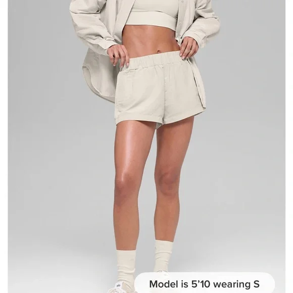 ALO Yoga SOCIALITE Shacket in BONE NWT